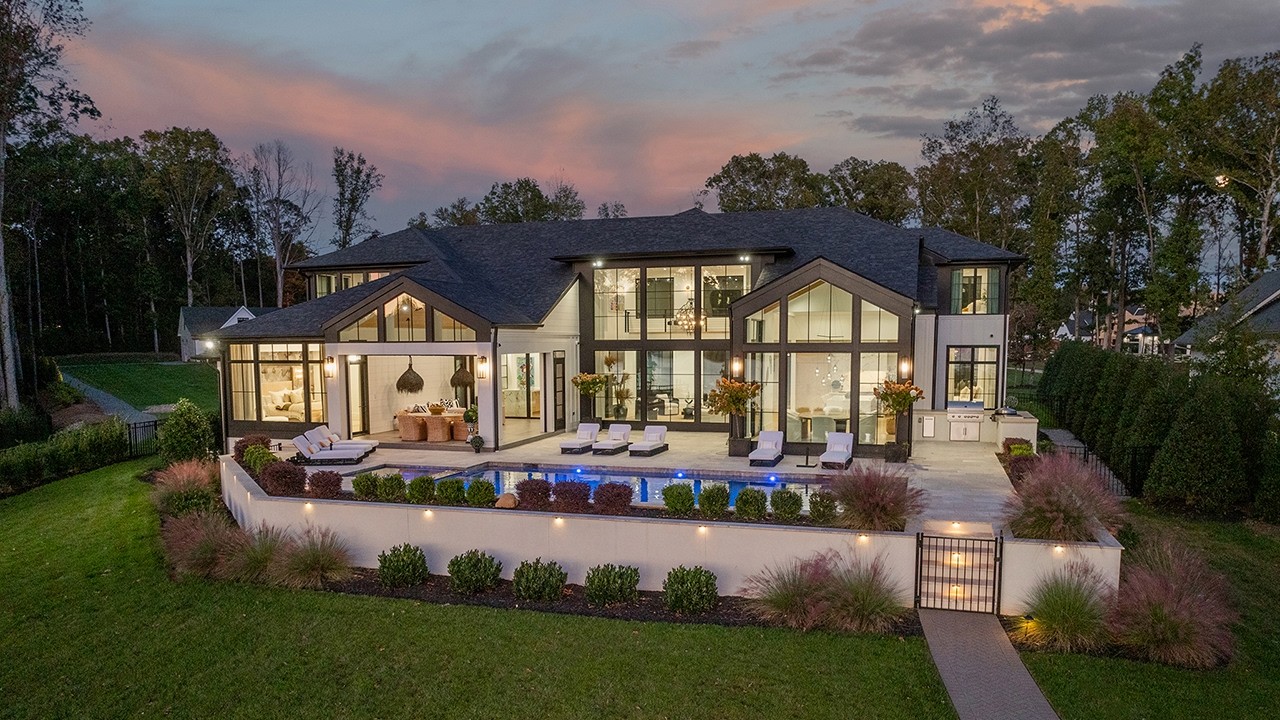 When to Bring in an Owner's Rep: Early vs Mid-Project - 1 When to Bring in an Owner's Rep: Early vs Mid-Project